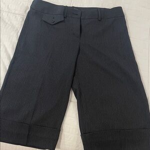 BCBGMaxAzria Charcoal/Blue Pinstripe Bermudas size 8 very stylish and versatile